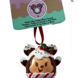 Disney Munchlings Minnie Toffee Pudding Christmas Ornament